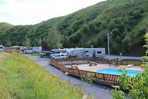 Whistler Gulch RV Park & Campground - 4 Photos - Deadwood, SD