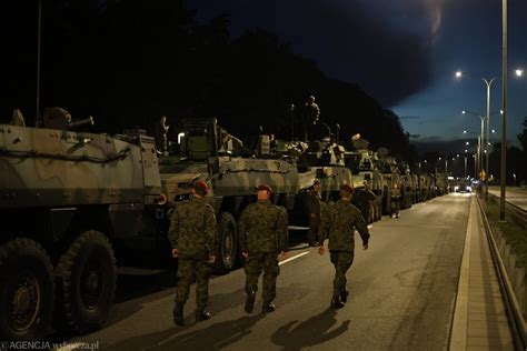 Defilada Sierpnia W Warszawie Program Jak Dojecha Atrakcje