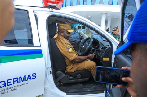 Mamteng Mendapat Bantuan Dua Unit Mobil Kesehatan Dari Pusat Papua Pos