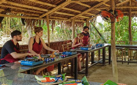 Hoi An Cours de cuisine de grand mère avec visite du marché