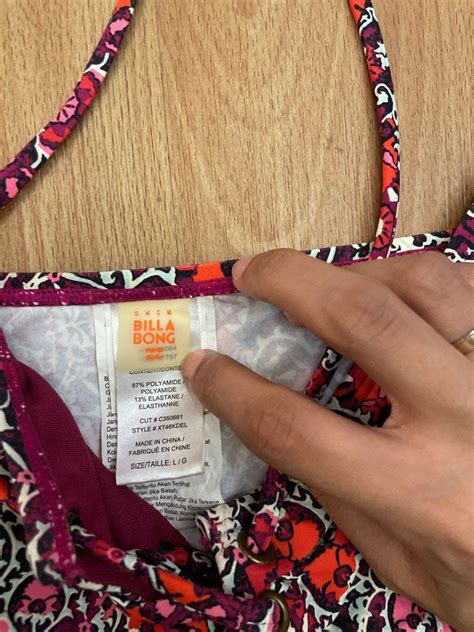 Bikini Billabong Fesyen Wanita Pakaian Wanita Lainnya Di Carousell