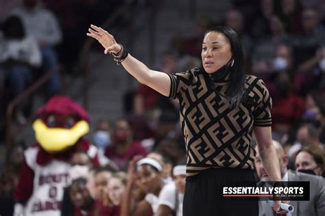 Is Dawn Staley Married Details On South Carolina Coachs Love Life And