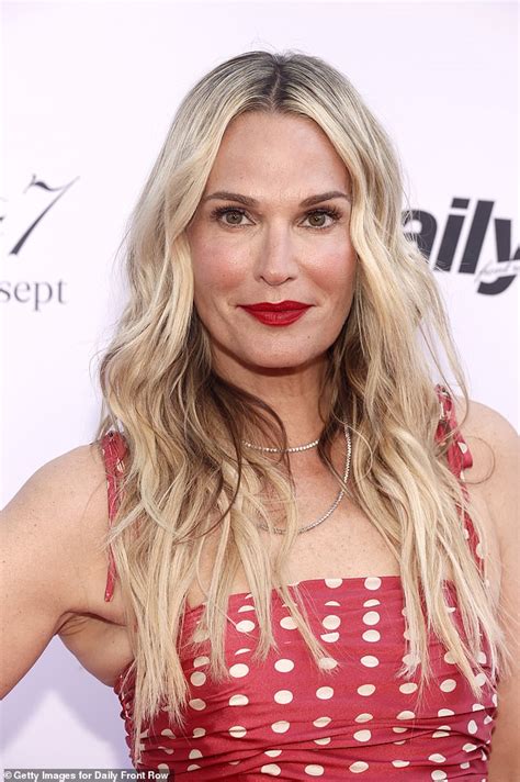 Molly Sims looks red hot in flirty polka dot Cinq à Sept dress at the Daily Front Row awards in