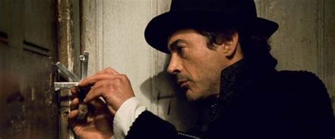 Sherlock Holmes Movie Review & Film Summary (2009) | Roger Ebert