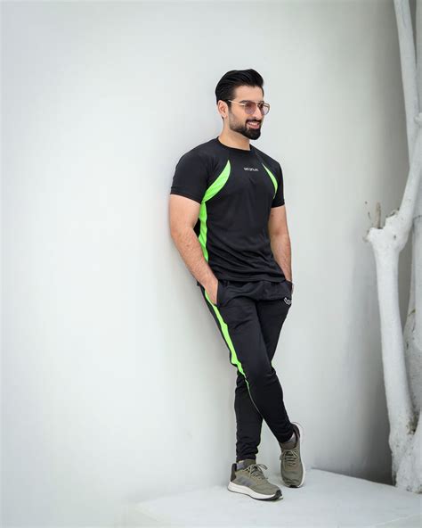 Best Tracksuits For Men In Pakistan Wearium