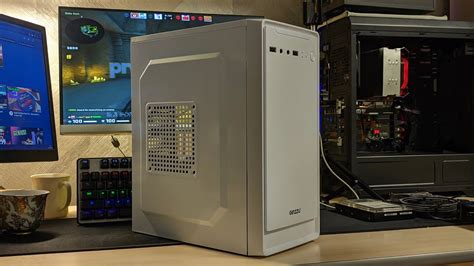 Обзор корпуса Ginzzu b185 - самый дешёвый белый корпус с Ozon - YouTube