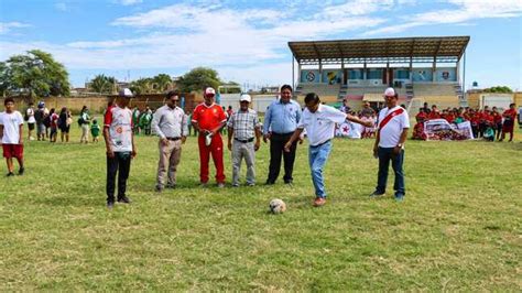 Alcalde Participa En La Ceremonia De Inicio Del Campeonato Creciendo