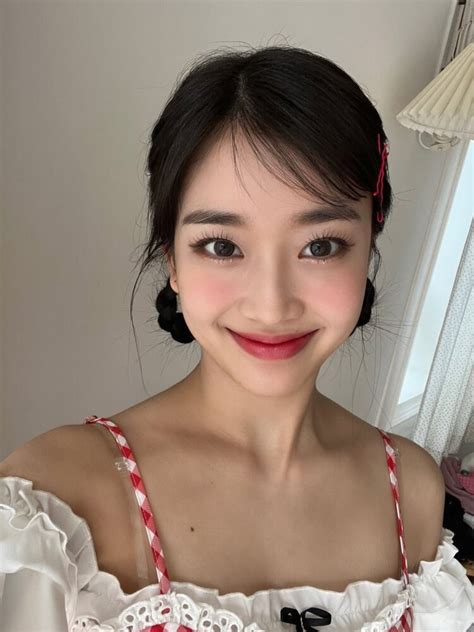 Hot Sexy Park Sumin Bikini Pics