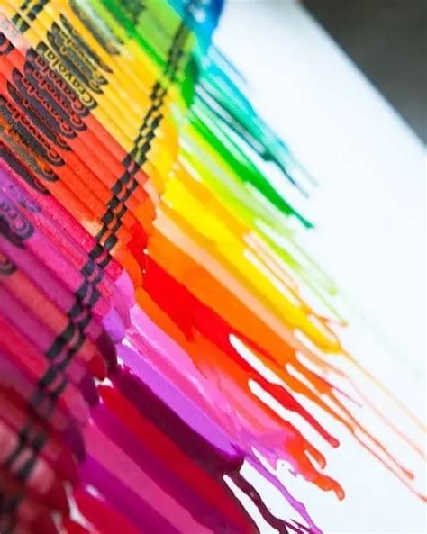 How To Make Crayola Crayon Art Work DIY