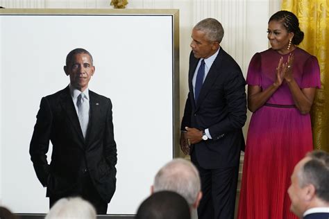 The Obamas Return To The White House For The Unveiling Of Their