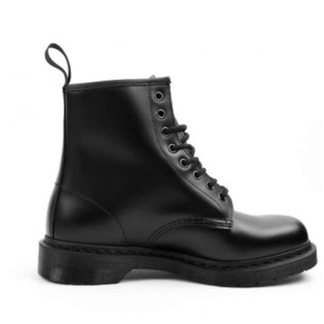 An alle Jungs...wie findet ihr dc martens bei Mädchen? (Kleidung, Mode ...