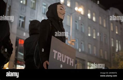 Guy fawkes face Stock Videos & Footage - HD and 4K Video Clips - Alamy