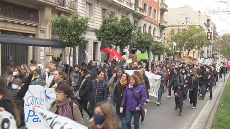 La docència obre la porta a noves mobilitzacions de cara al segon