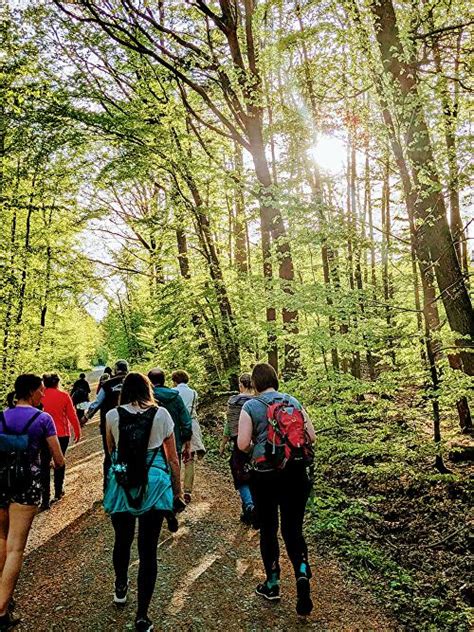 Den Arbeitstag Aktiv Ausklingen Lassen After Work Wanderungen Im