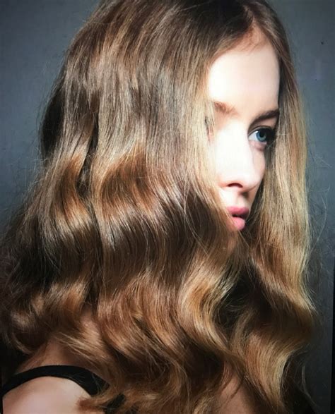 Электризация волос: как пережить зиму | BURO.