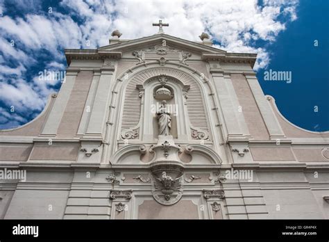 Facade of the Église Saint Ferréol les Augustins church in Marseille