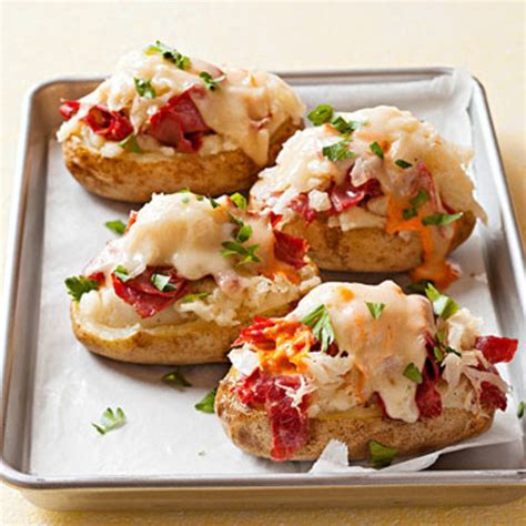 Reuben Stuffed Potatoes Recipe Recipes Food Stuffed Baked Potatoes