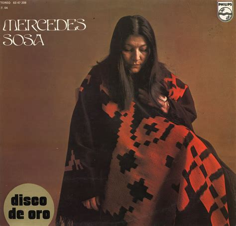 Anocheció a la mitad del día Mercedes Sosa 1975 Disco de Oro