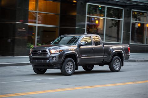 Toyota Tacoma Sr Vs Sr5 What To Know Before You Buy