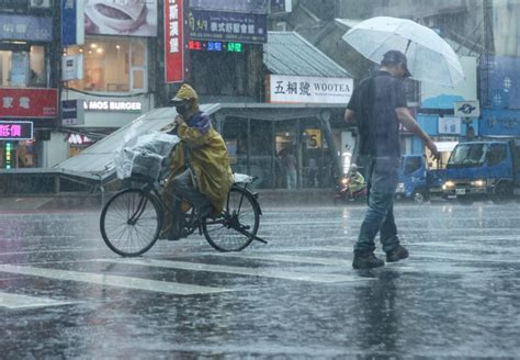 下班回家小心！16縣市豪大雨特報 慎防雷擊、強陣風 生活新聞 生活 聯合新聞網