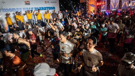 Sebanyak Peserta Ramaikan Lps Monas Half Marathon Tempo Co