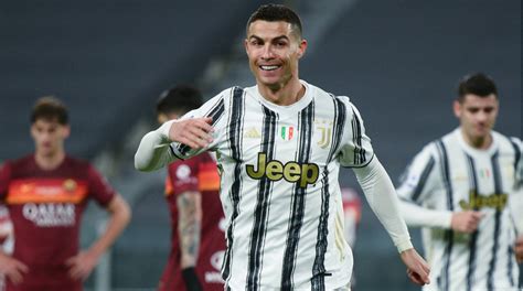 Juventus confirm Cristiano Ronaldo transfer - Man United to pay fee ...