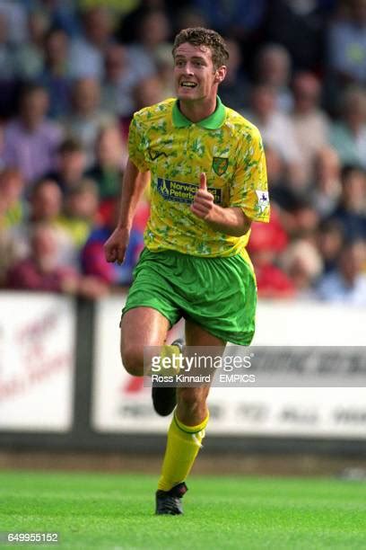 66 Chris Sutton Norwich City Photos And High Res Pictures Getty Images