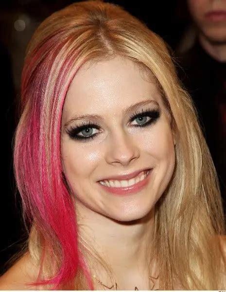 How To Do Dark Eye Makeup Like Avril Lavigne Saubhaya Makeup