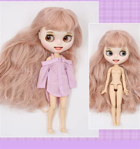 Neo Blythe Mu Eca Con Cabello Rosado Piel Blanca Cara Sonriente Mate