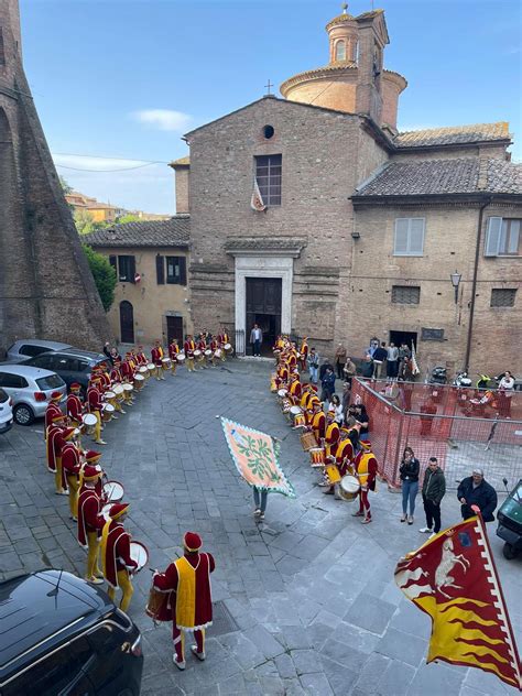 Giornalino Ottobre Il Giro Contrada Di Valdimontone