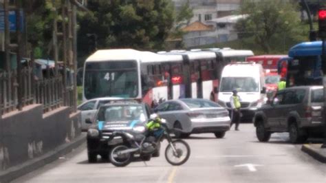 Zoom Ec on Twitter URGENTE ACCIDENTE DE TRÁNSITO EN LA MARÍN En la