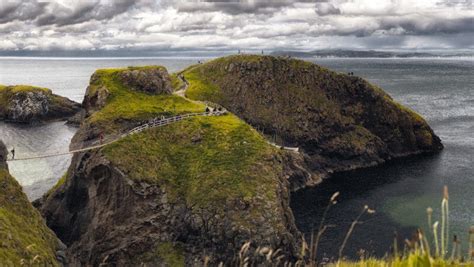 The Carrick-A-Rede Rope Bridge: A LOCALS 2020 Guide