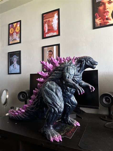 Godzilla Earth gigantic figure, Hobbies & Toys, Toys & Games on Carousell