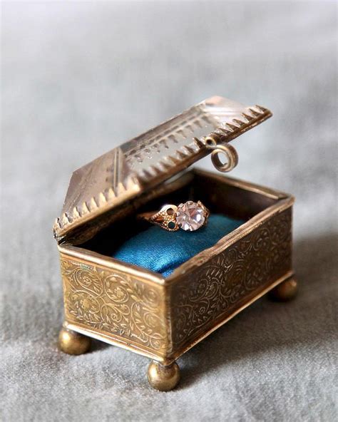 Engagement Ring Boxes Creative Ideas For A Perfect Proposal