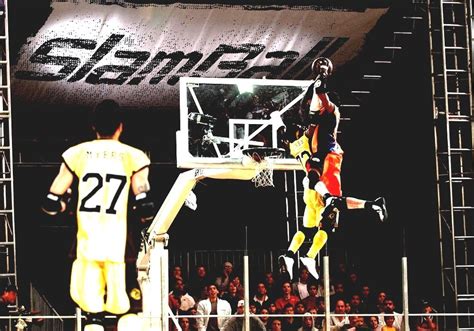 Slamball - Trampoline Basketball Court