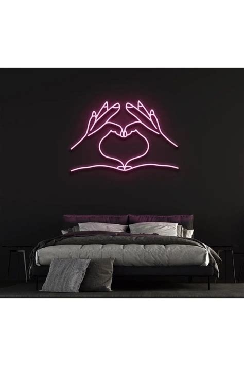 Smİle Concept Kalpli El Neon Led Dekoratif Duvar Yazısı Tabelası