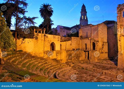 Romans Ruins In Lecce Stock Image Image Of Architecture 254261563