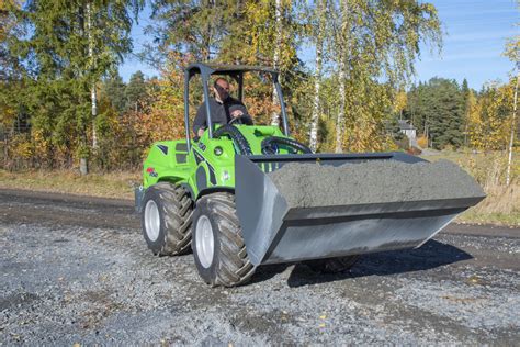 Avant 800 Series Mini Loader Avant Equipment