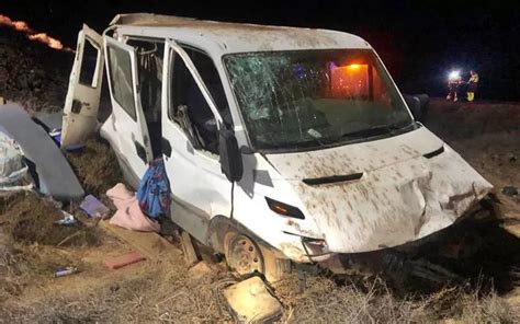 Un Coche Se Sale De La Carretera Y Deja Tres Heridos En Playa Blanca