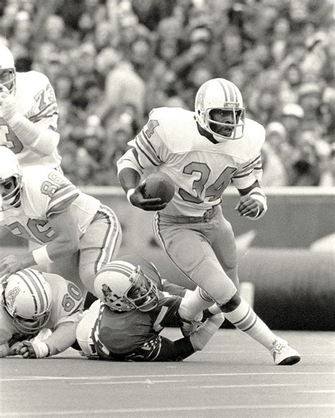 EARL CAMPBELL HOUSTON OILERS RUNNING BACK - 8X10 SPORTS PHOTO (AZ146)