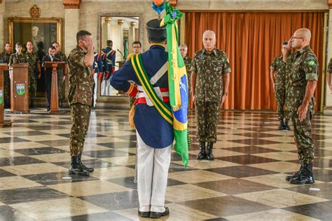 Comando Militar Do Leste Realiza Solenidade De Passagem De Fun O De