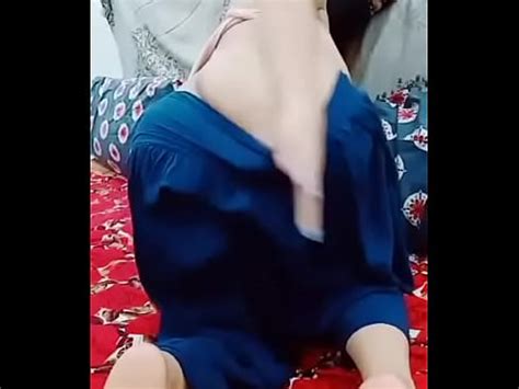 Desi Housewife Sobia Nasir Teasing Her Hubby XVIDEOS