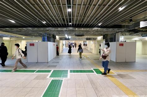 大阪駅前東西地下通路の改良工事の最新状況 2202【2023年3月完成予定】 ページ 2 Re Urbanization 再都市化