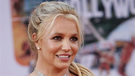 Britney Spears Unten ohne Wahnsinn Ohne Höschen gewährt sie tiefe