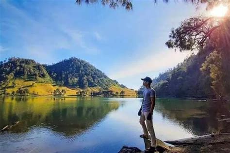 Pesnona Indah Danau Cantik Di Lereng Gunung Semeru Jawa Timur Yang