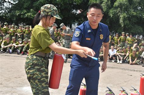 【我为群众办实事】纳溪区消防救援大队精心打造“开学第一课”火灾