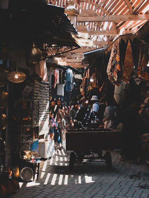 Exploring Marrakech With The Tudor Heritage Black Bay | Watchonista