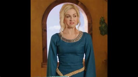 5 Hot Sexy Emily Killian Bikini Pics