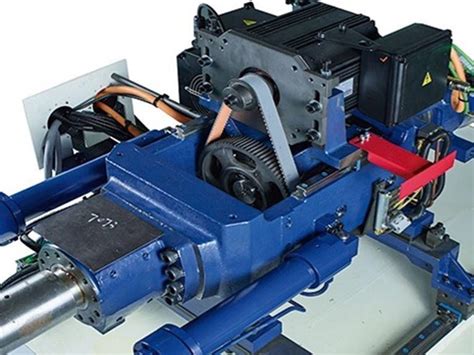 The 4 different types of injection molding machines