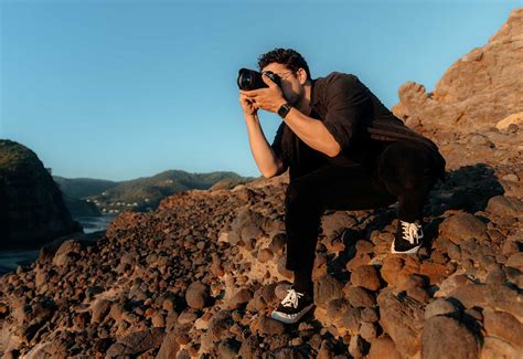 canon releases  ultra wide zoom lens channelnews